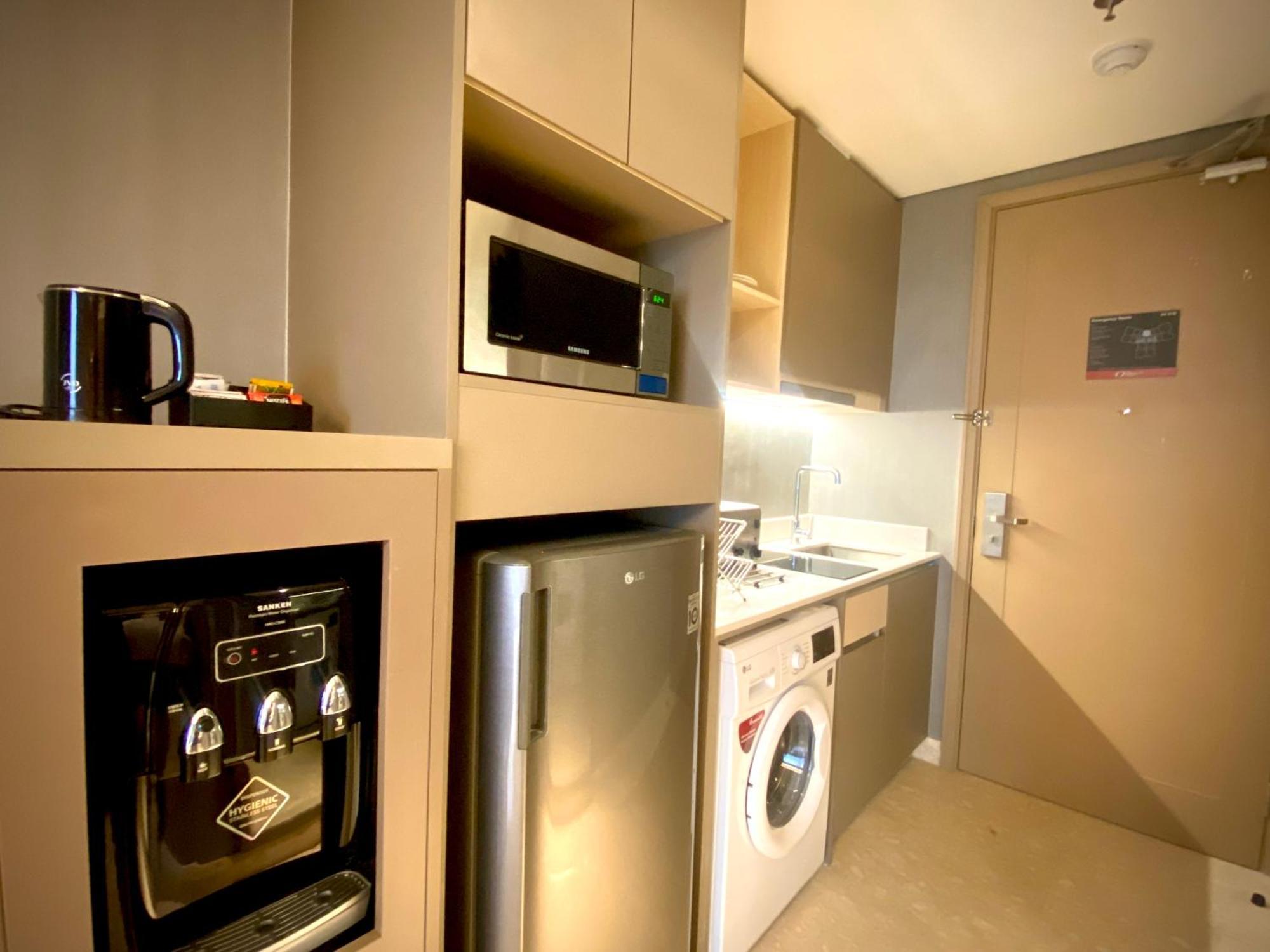 Oakwood Apartments Pik Yakarta Exterior foto